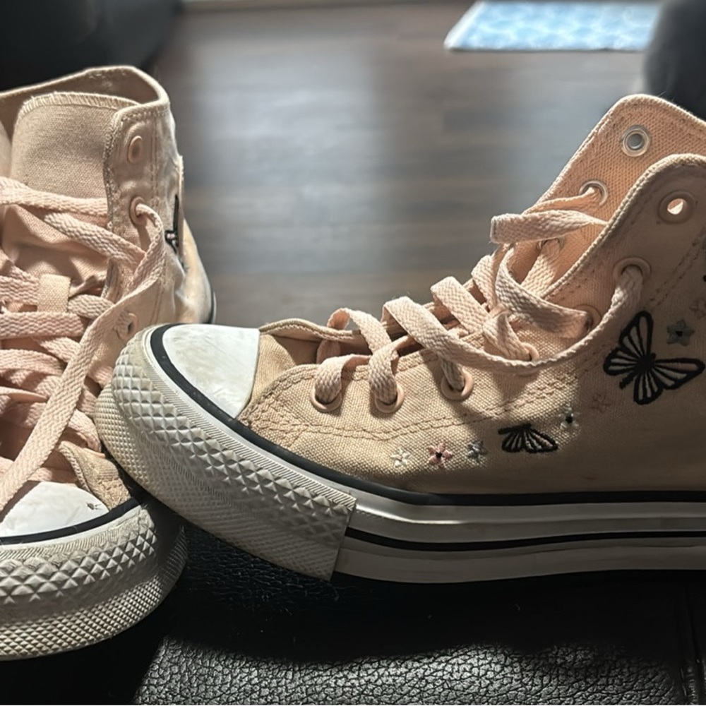 Kids Pink High-Top Canvas Sneakers with Butterfly Embroidery